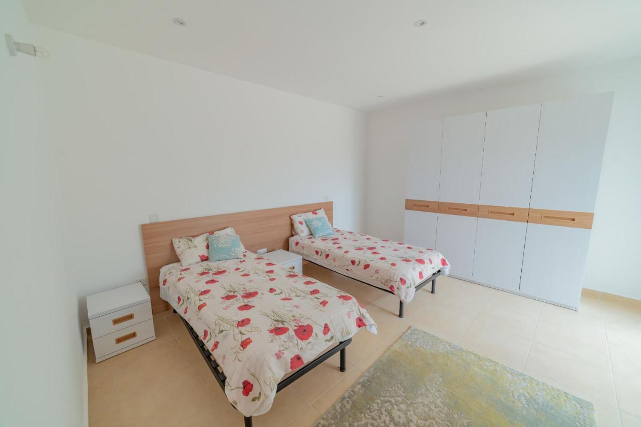 מליאהה Luxury Seaview & Pool-Hosted By Sweetstay מראה חיצוני תמונה