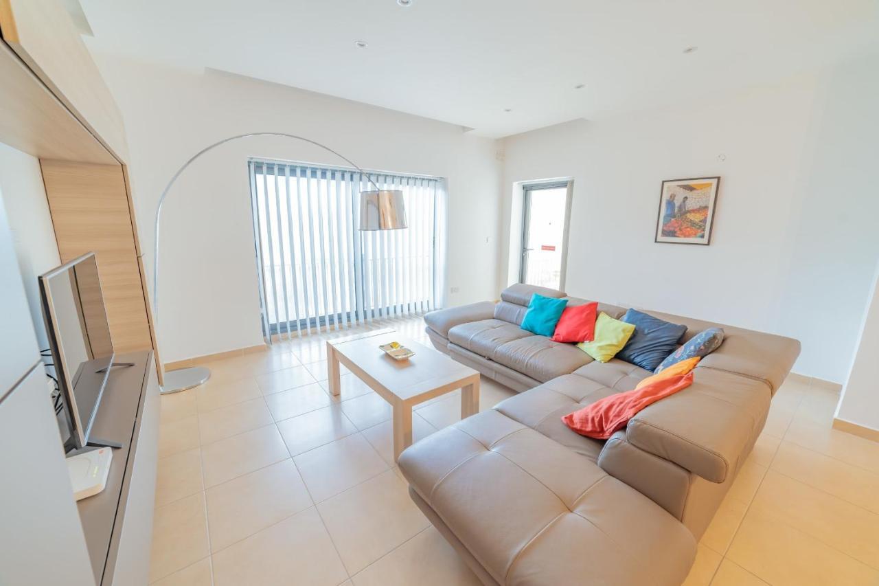מליאהה Luxury Seaview & Pool-Hosted By Sweetstay מראה חיצוני תמונה