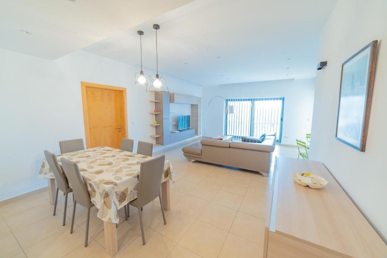 מליאהה Luxury Seaview & Pool-Hosted By Sweetstay מראה חיצוני תמונה
